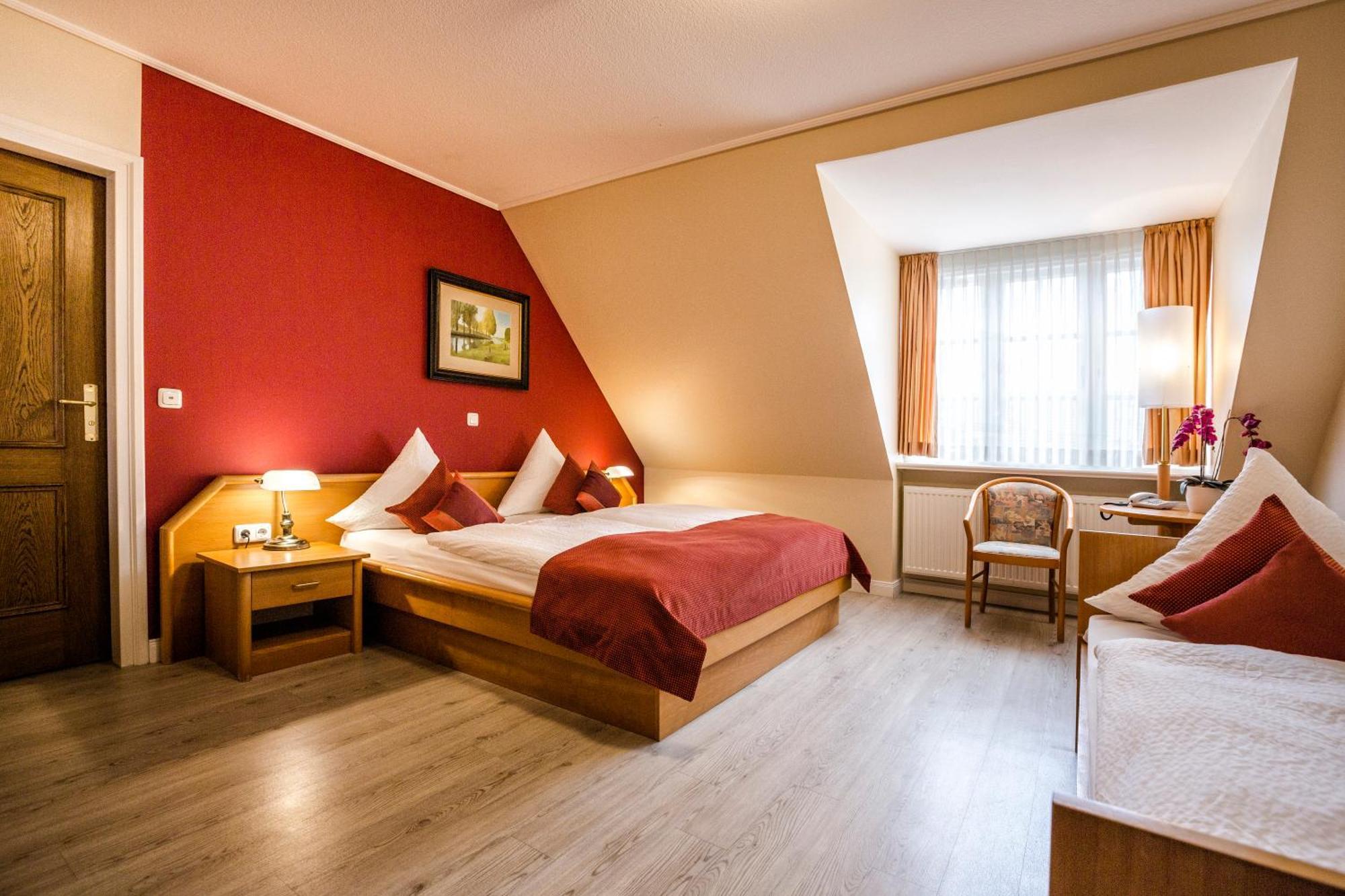 Hotel Neuwarft Dagebuell Bilik gambar